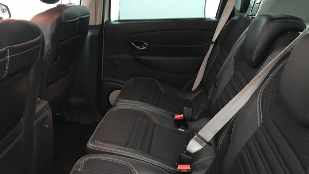 RENAULT SCENIC III en Minoautos