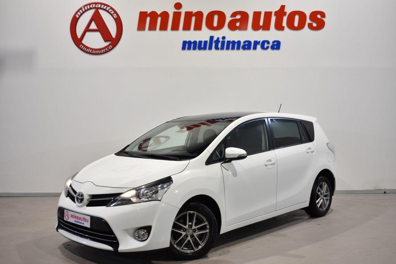 TOYOTA VERSO en Minoautos