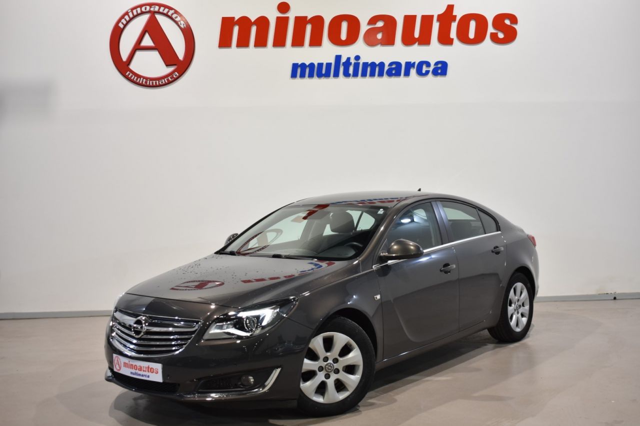 OPEL INSIGNIA en Minoautos