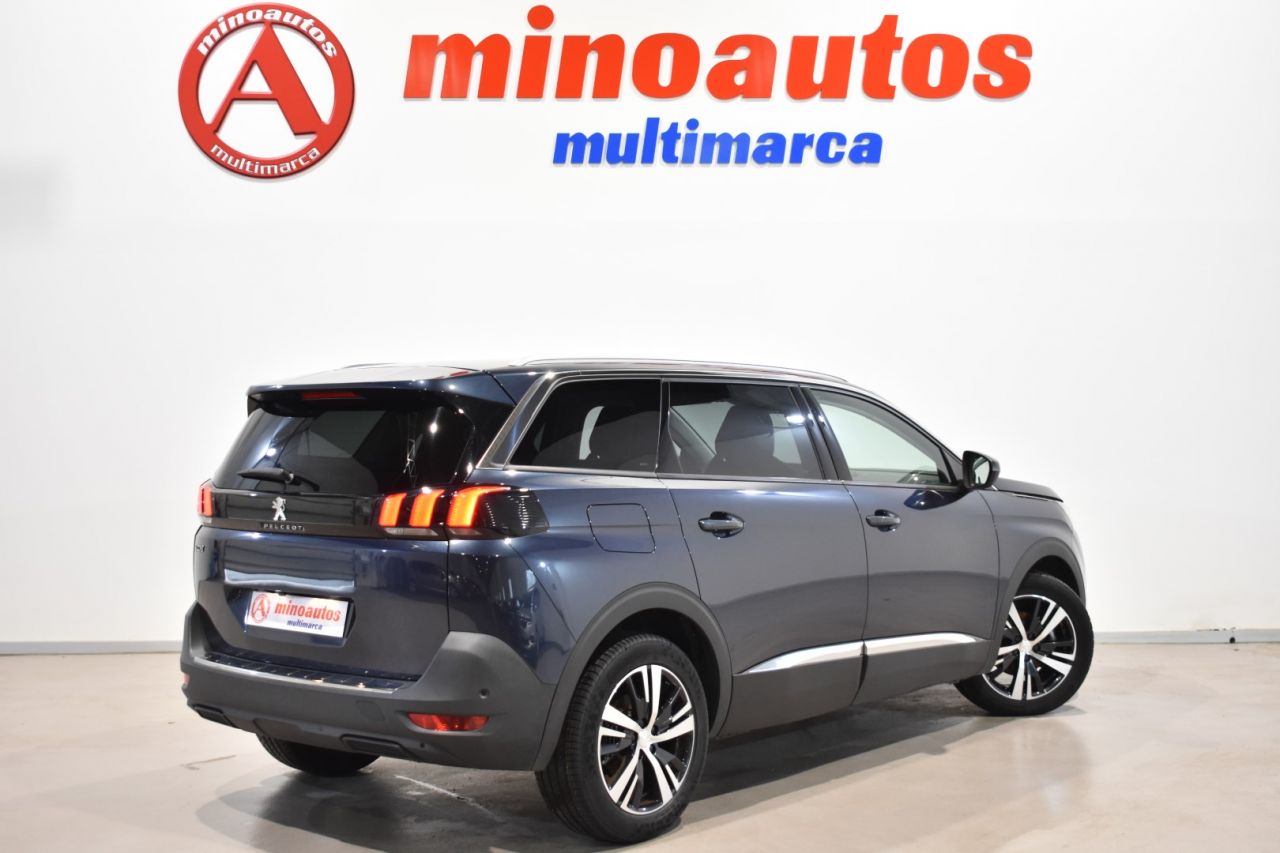 PEUGEOT 5008 en Minoautos