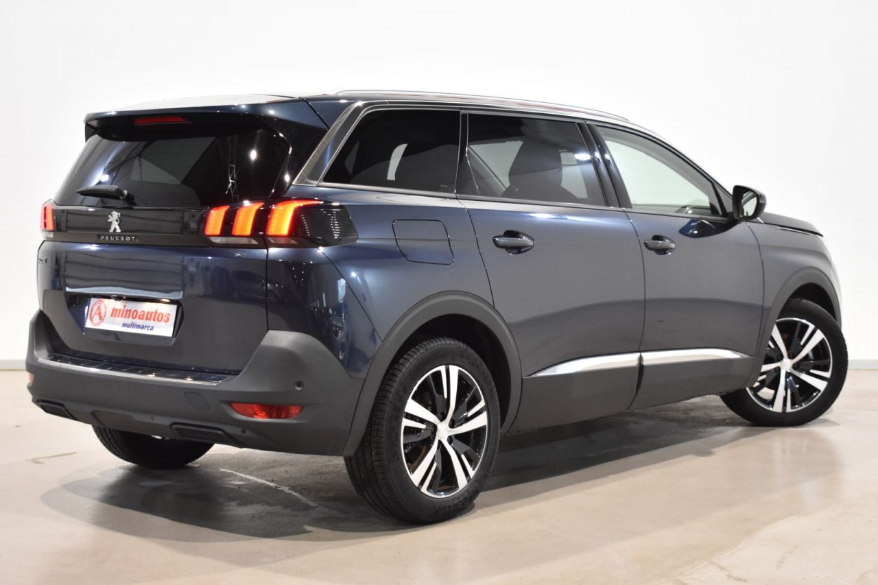 PEUGEOT 5008 en Minoautos