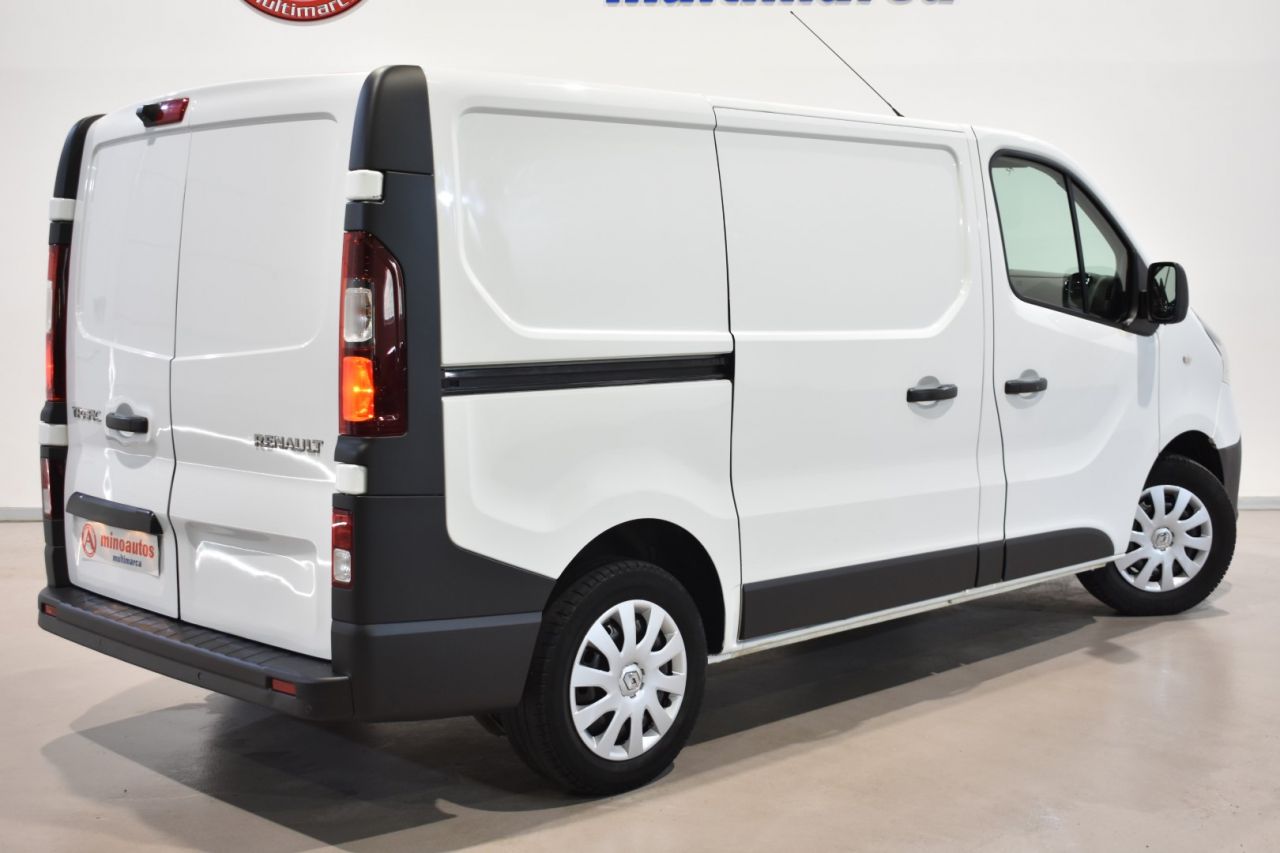 RENAULT TRAFIC en Minoautos