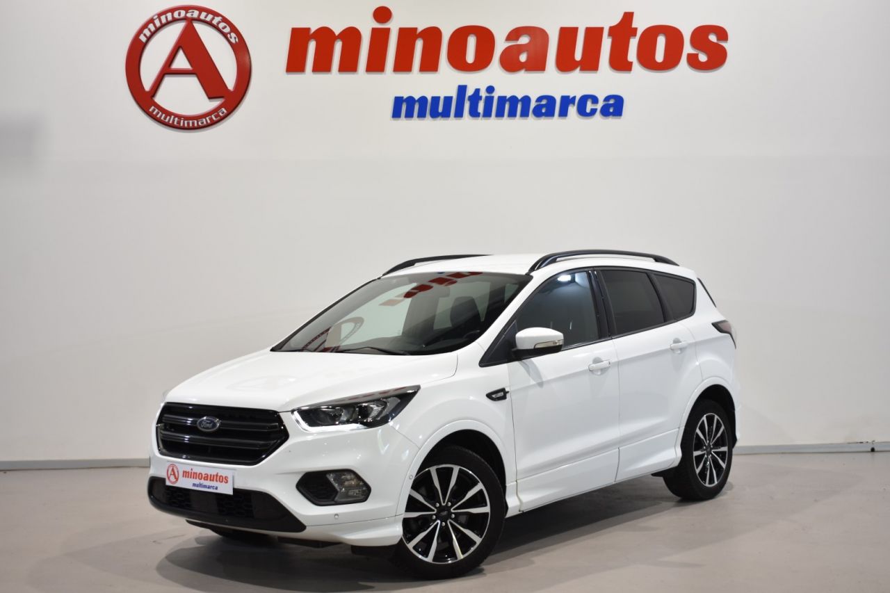 FORD KUGA en Minoautos