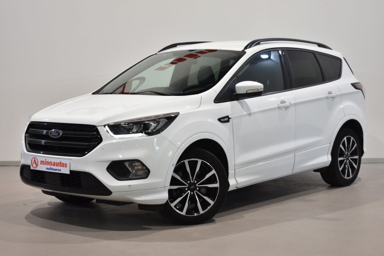 FORD KUGA en Minoautos