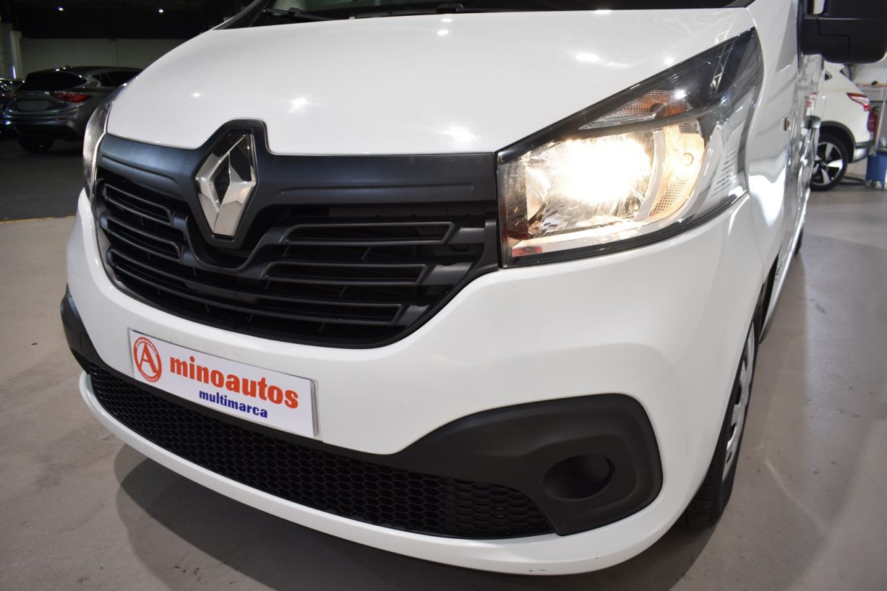 RENAULT TRAFIC en Minoautos