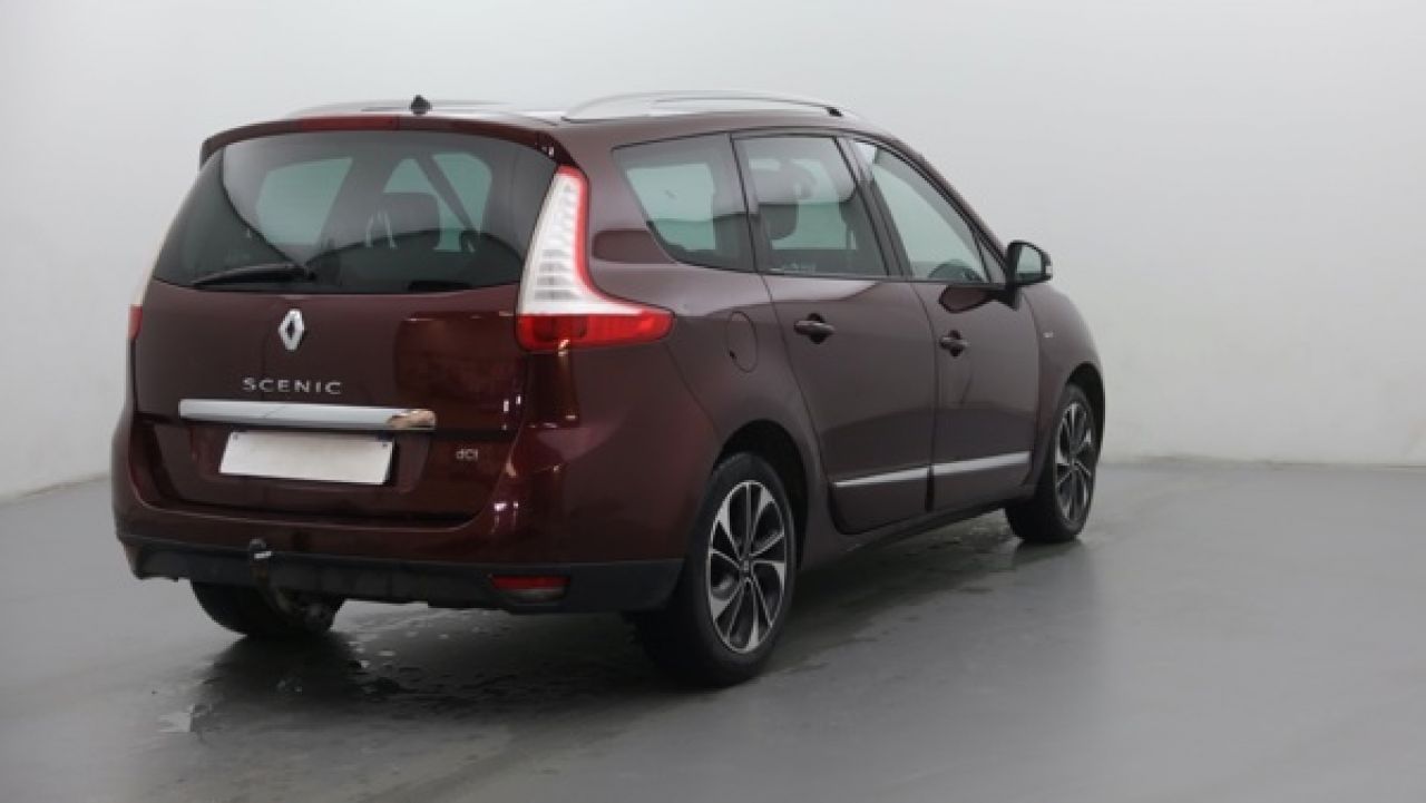 RENAULT GRAND SCENIC en Minoautos