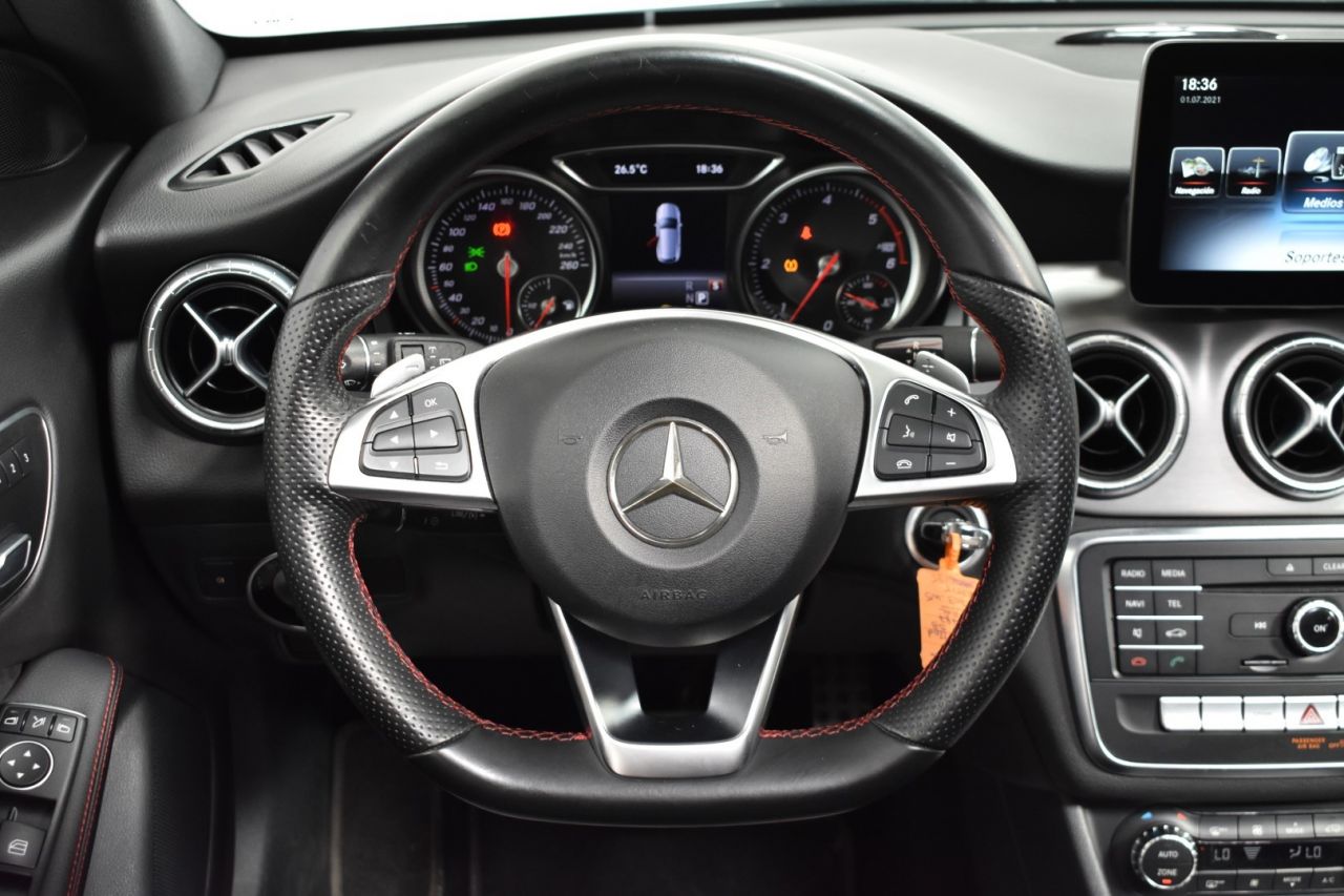 MERCEDES-BENZ CLASE CLA en Minoautos