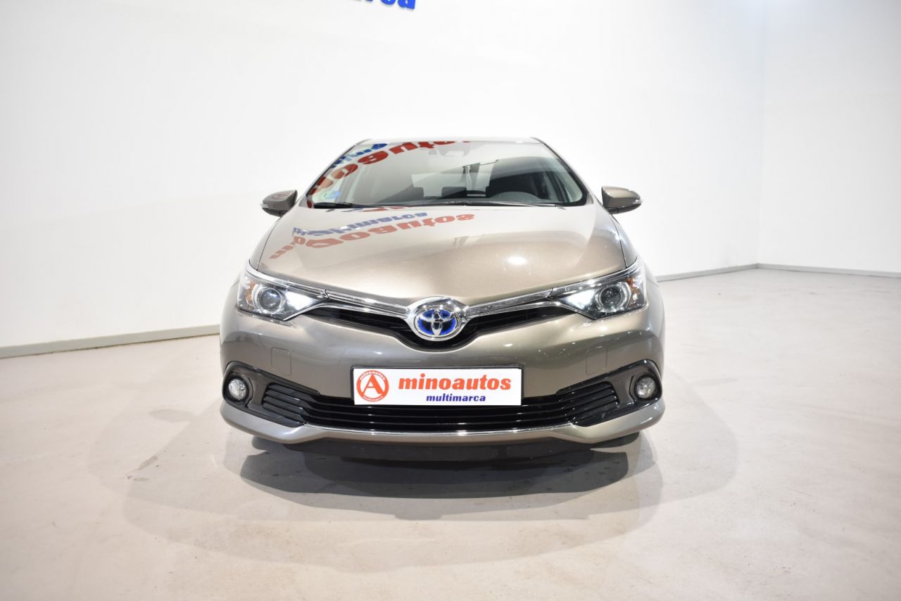 TOYOTA AURIS en Minoautos