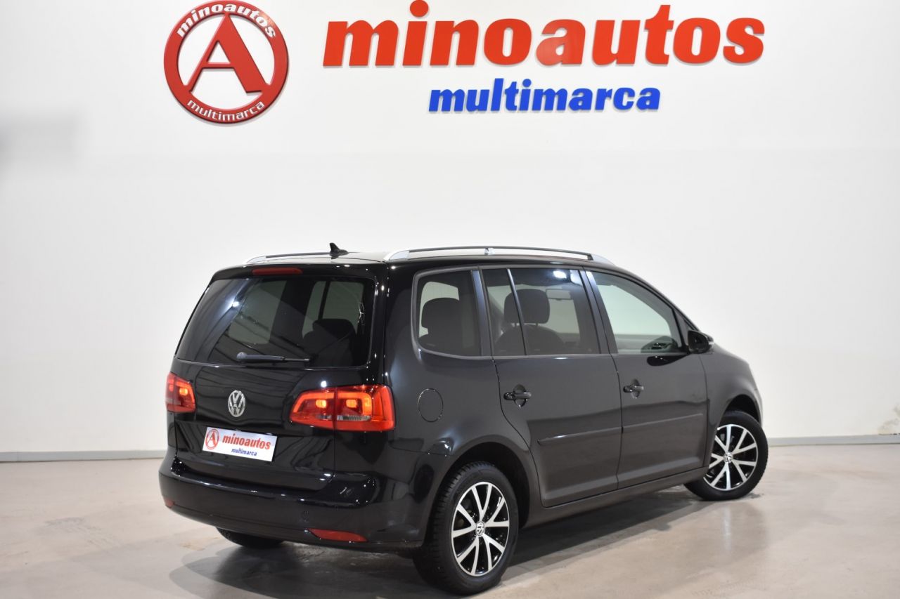 VW TOURAN en Minoautos