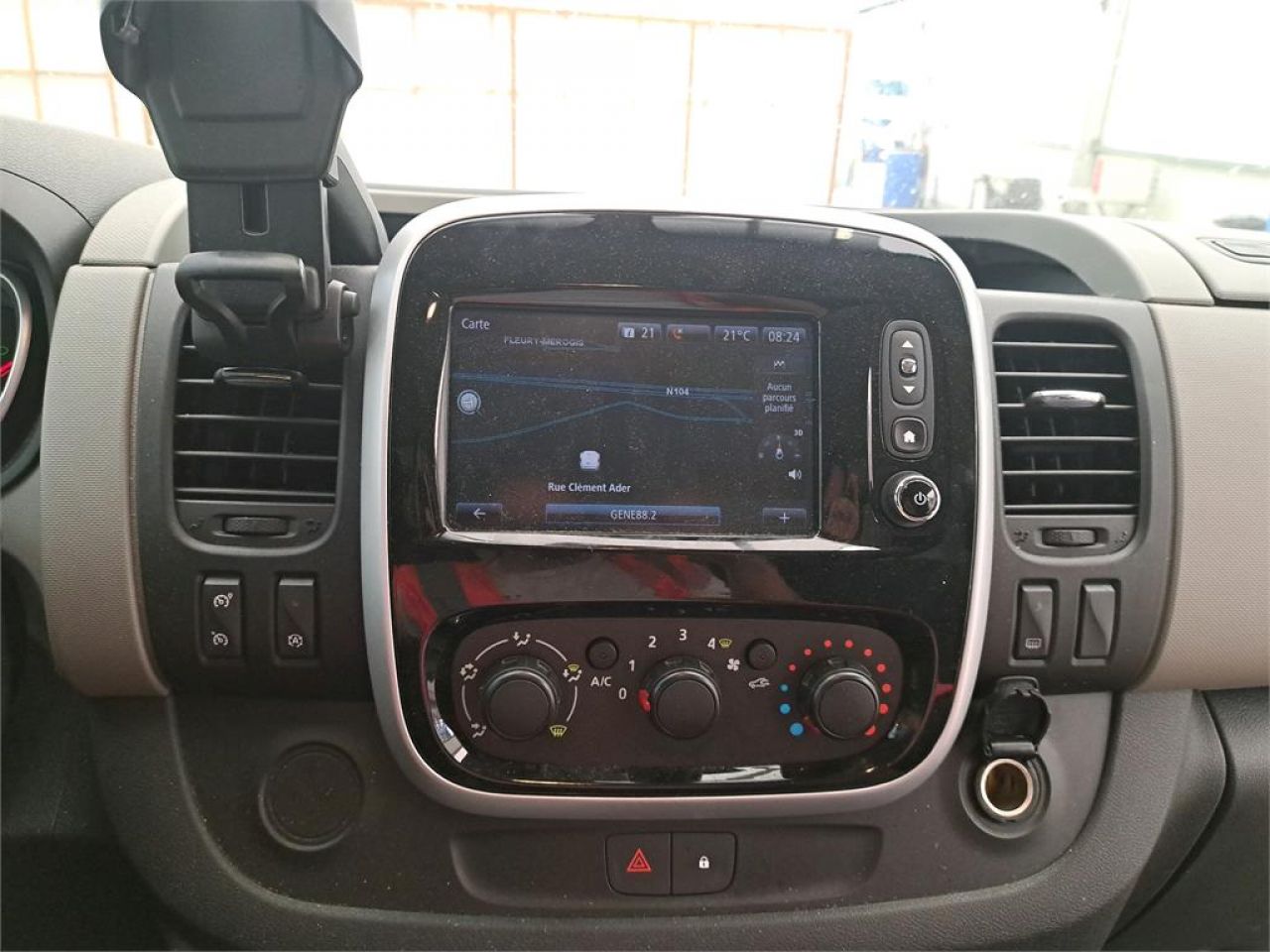 RENAULT TRAFIC en Minoautos