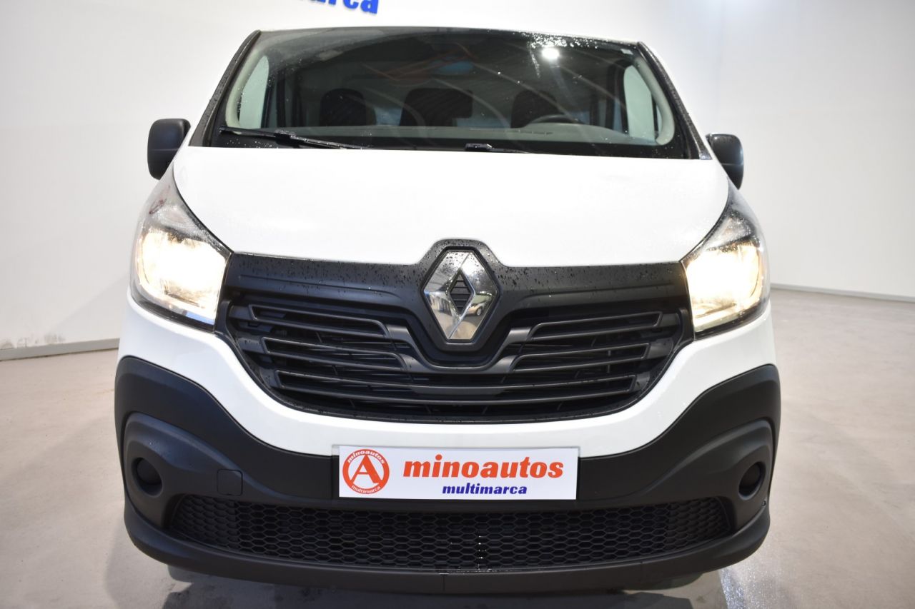 RENAULT TRAFIC en Minoautos