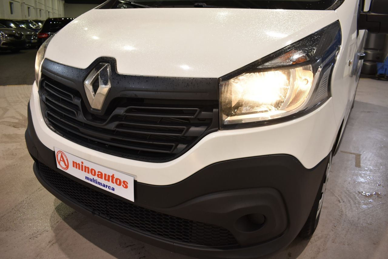 RENAULT TRAFIC en Minoautos