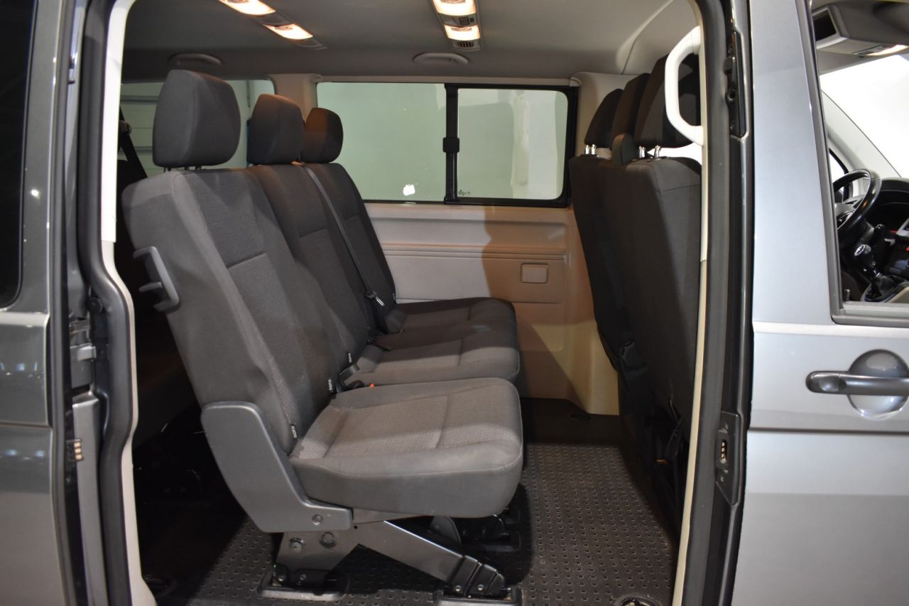 VW CARAVELLE en Minoautos