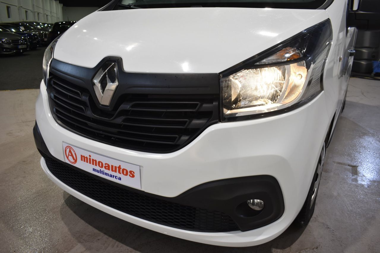 RENAULT TRAFIC en Minoautos