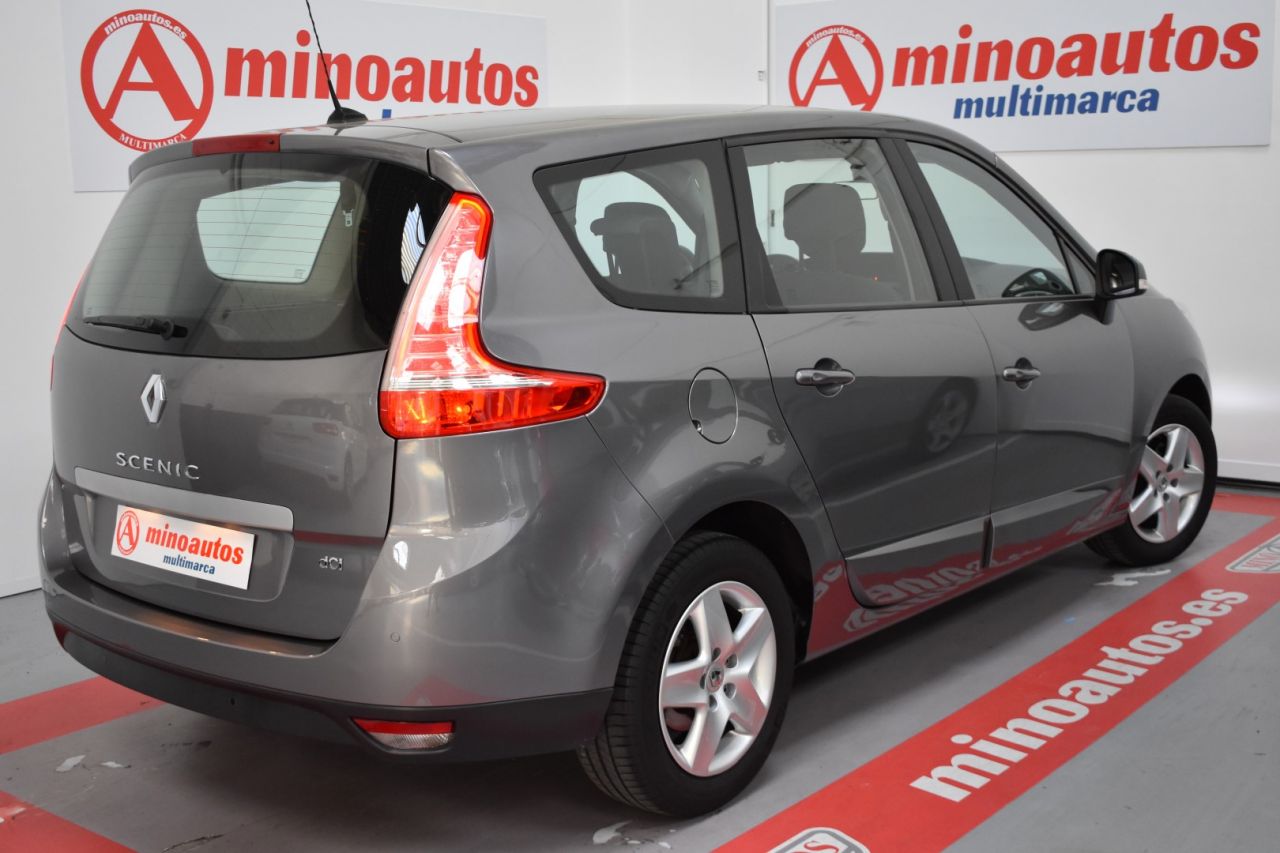 RENAULT GRAND SCENIC en Minoautos