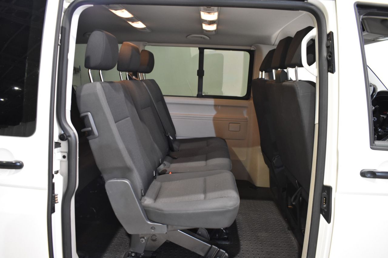 VW CARAVELLE en Minoautos