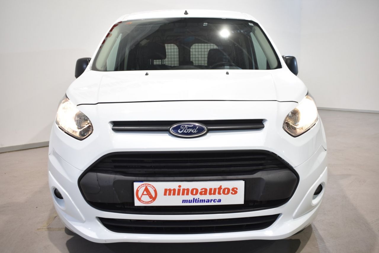 FORD TRANSIT CONNET en Minoautos