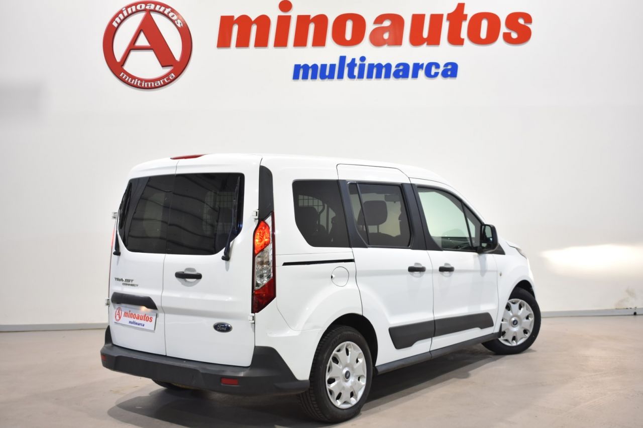 FORD TRANSIT CONNET en Minoautos