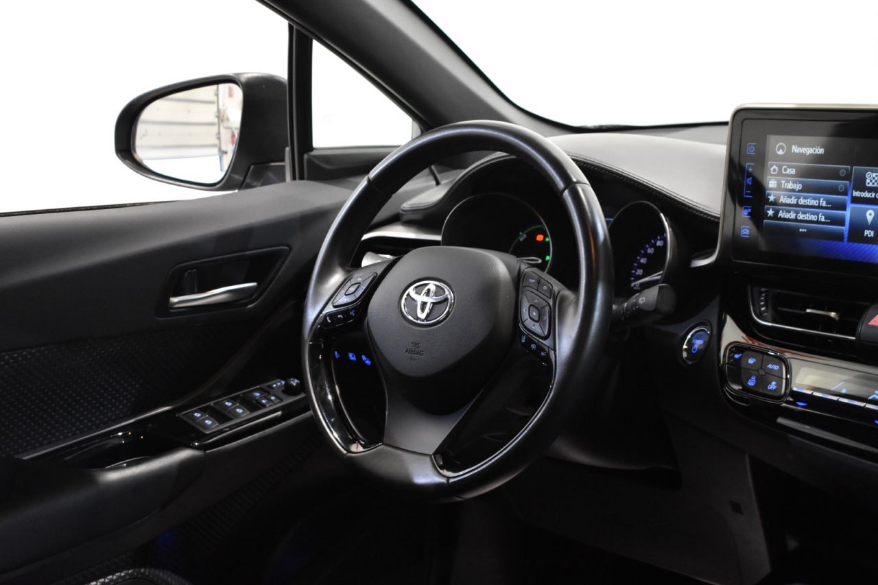 TOYOTA CHR en Minoautos