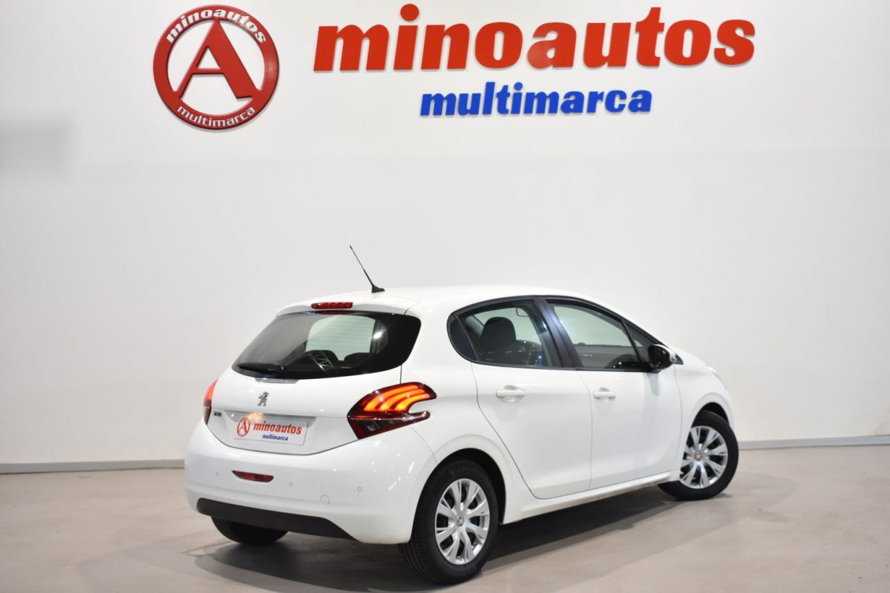 PEUGEOT 208 en Minoautos