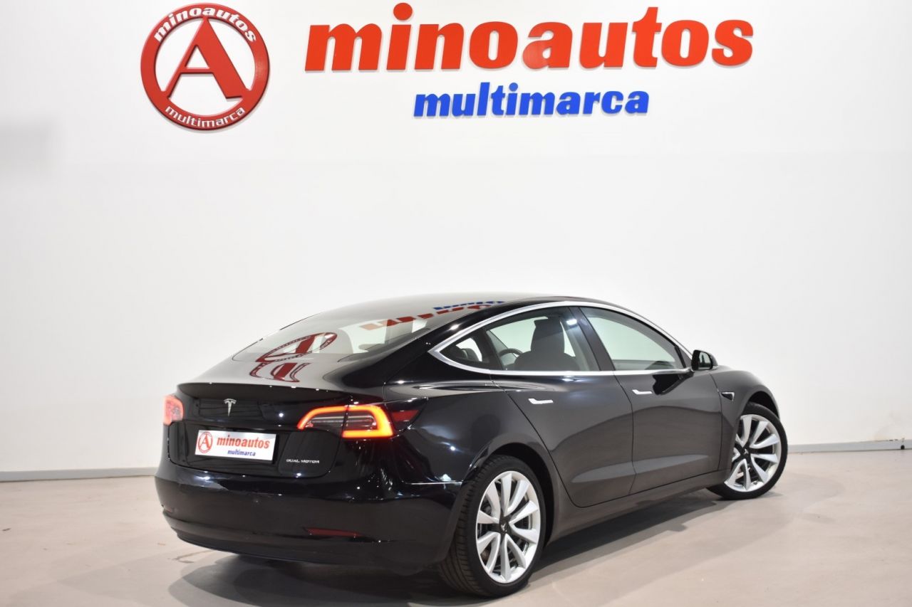 TESLA MODEL 3 en Minoautos