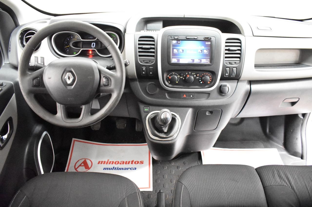 RENAULT TRAFIC en Minoautos