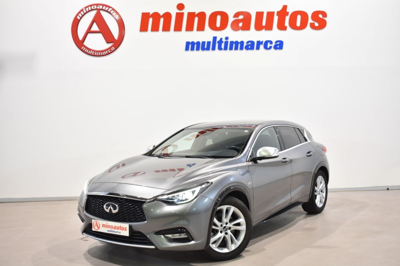 INFINITI Q30 en Minoautos