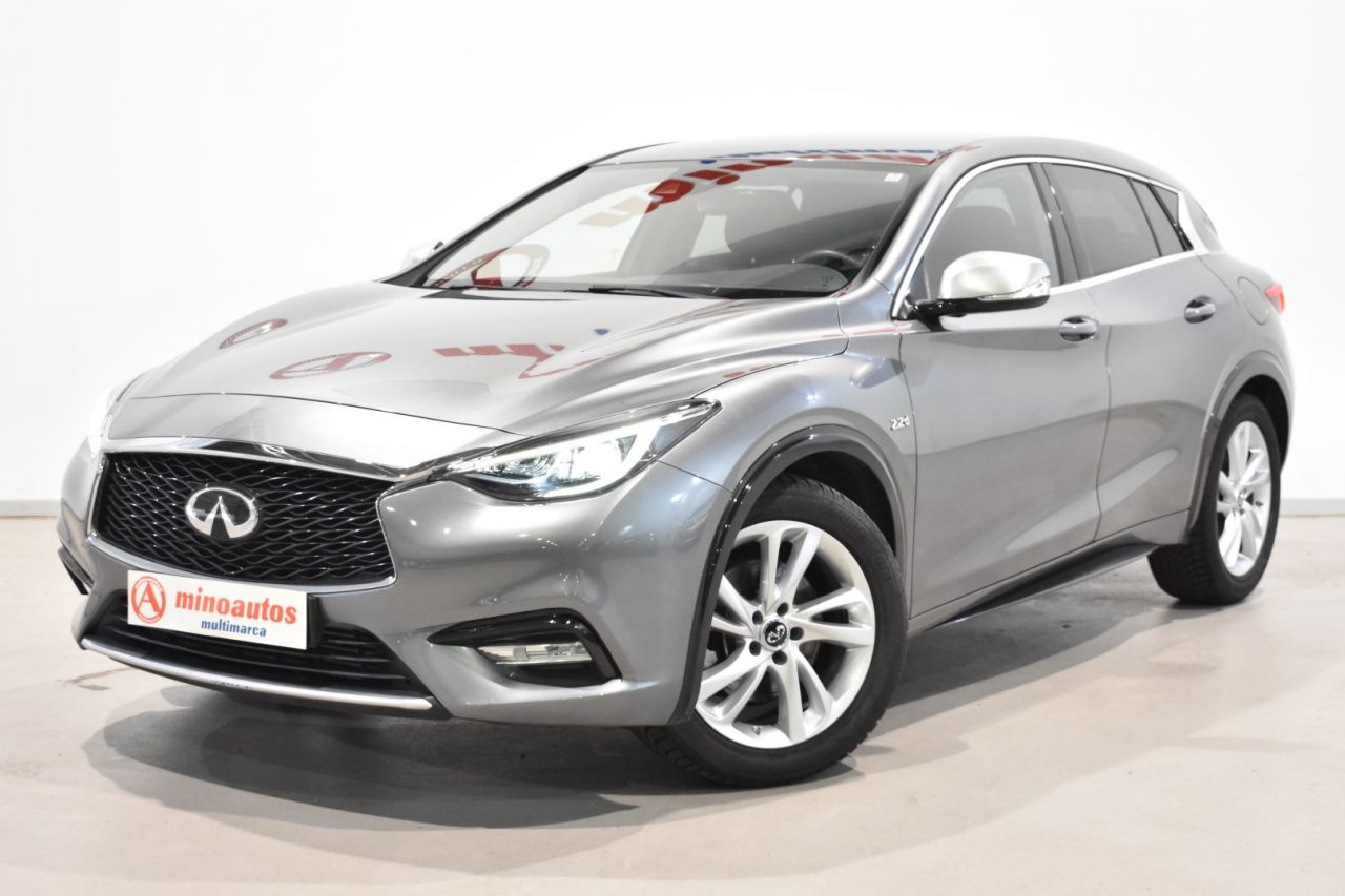 INFINITI Q30 en Minoautos