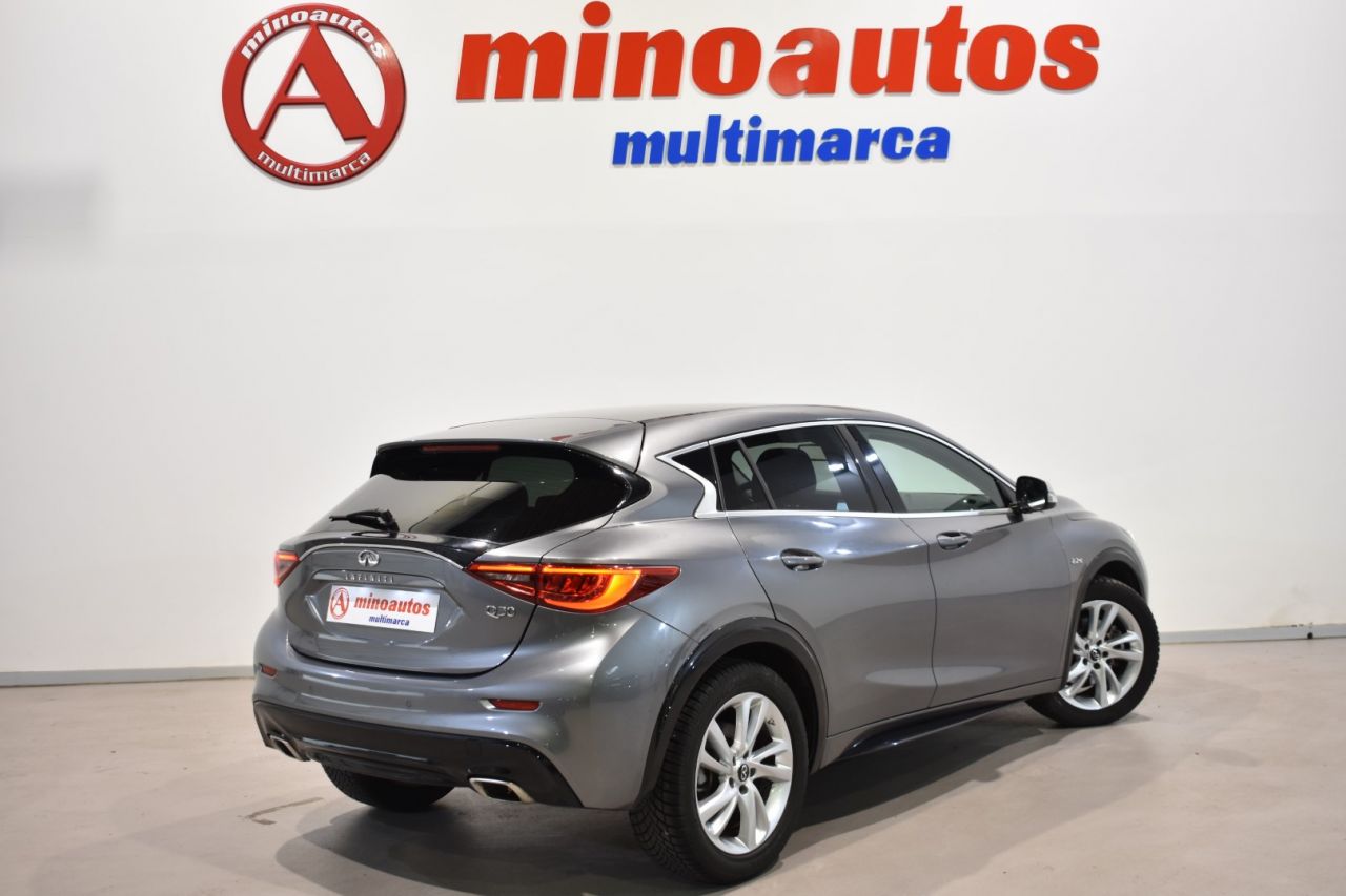 INFINITI Q30 en Minoautos