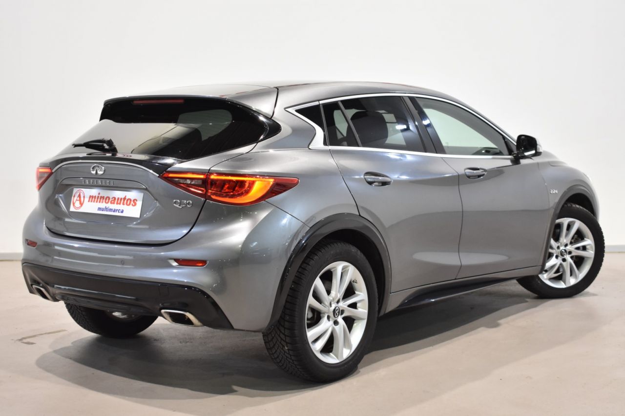 INFINITI Q30 en Minoautos