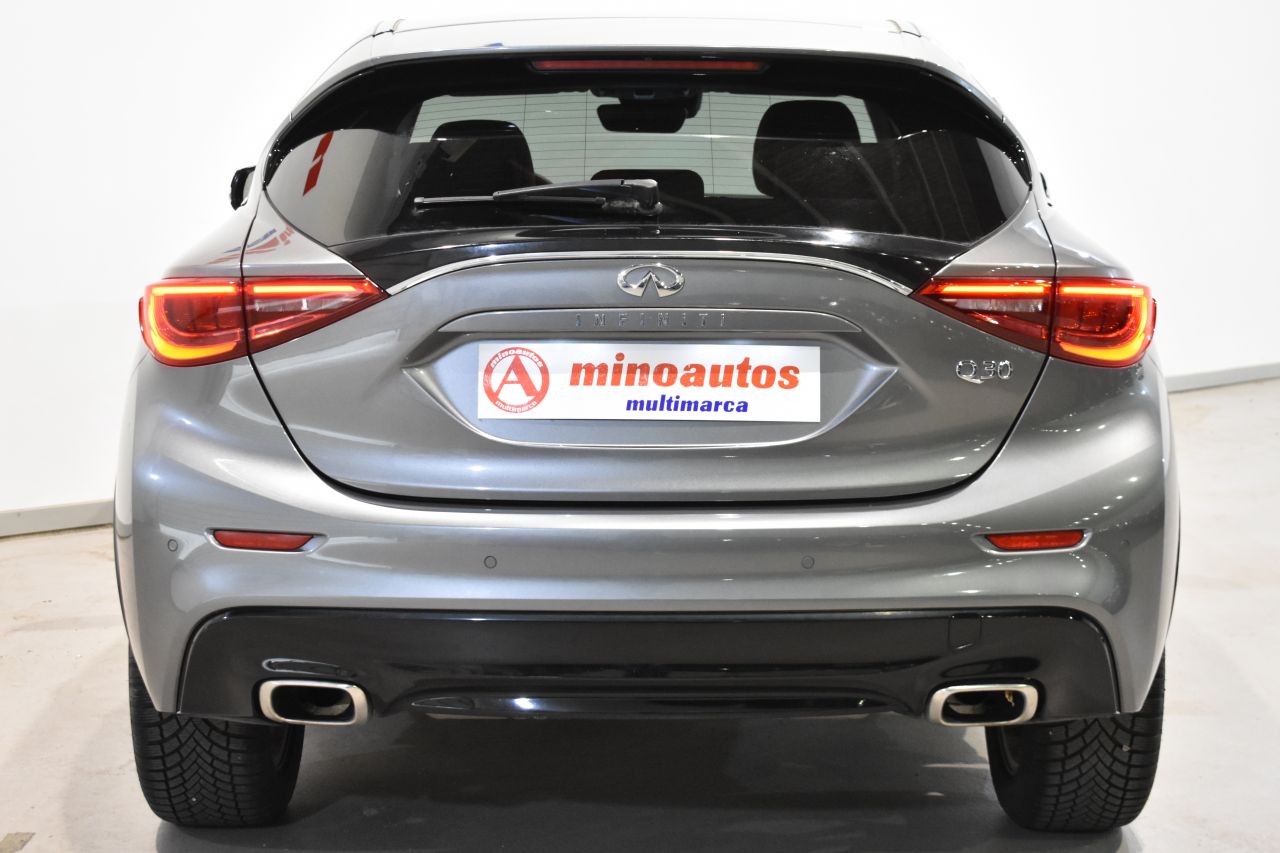 INFINITI Q30 en Minoautos