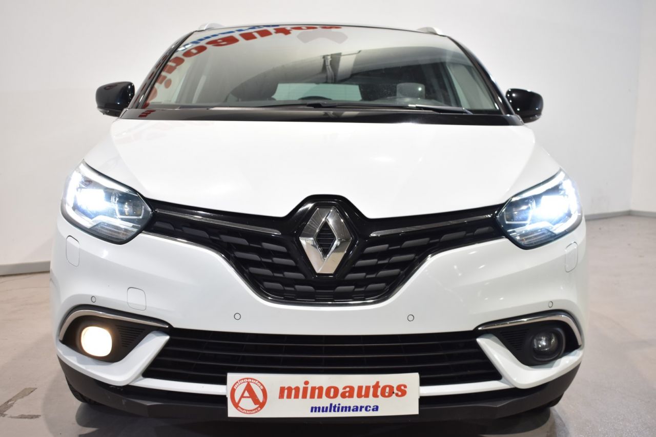 RENAULT GRAND SCENIC en Minoautos