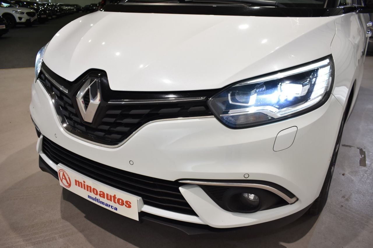 RENAULT GRAND SCENIC en Minoautos