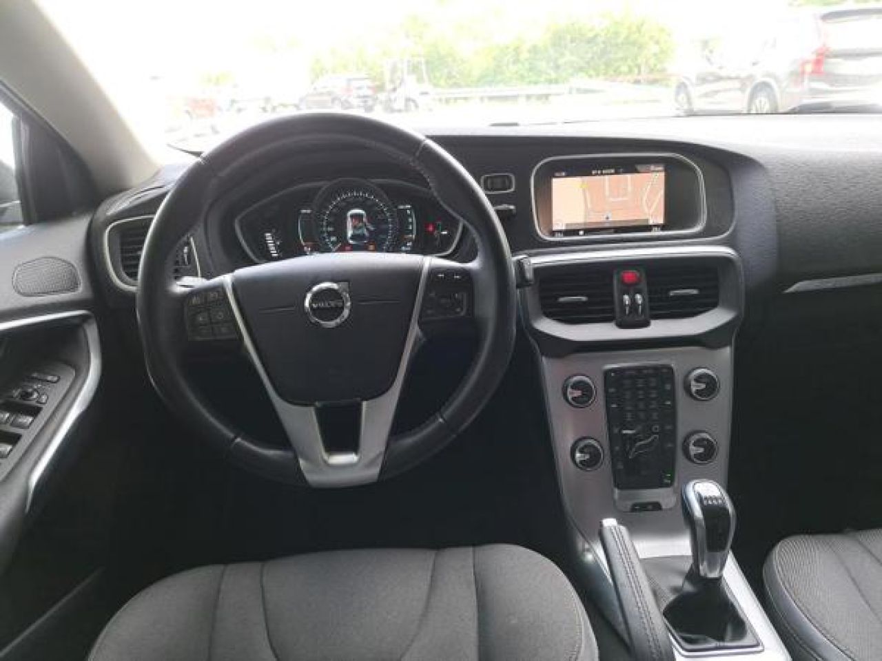 VOLVO V40 en Minoautos