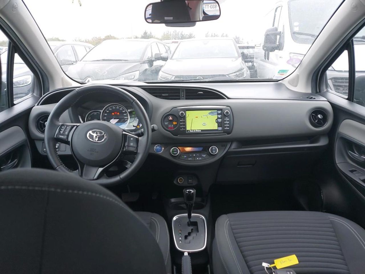 TOYOTA YARIS en Minoautos